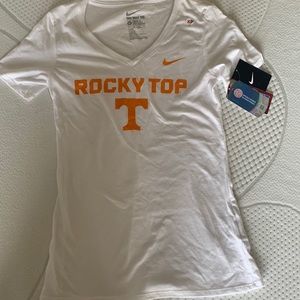 NWT Nike UT V-neck T-shirt
